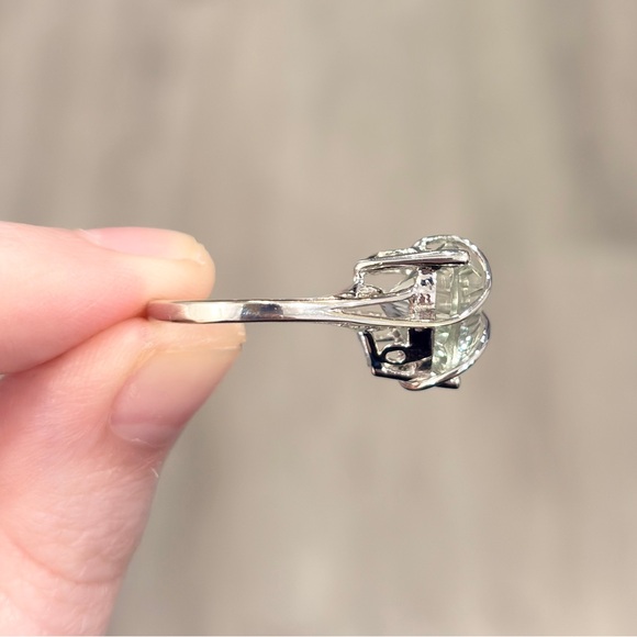 14K White Gold Prasiolite Ring: Trilliant Green Amethyst, Diamond Accent, Size 8 - Picture 8 of 12